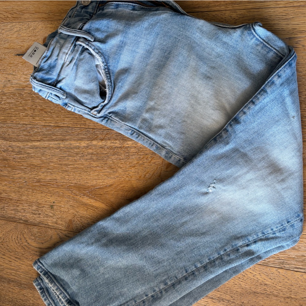 MOTHER Light Blue Ankle & Cropped Jeans